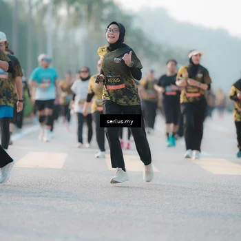 Runner Photo 6394676