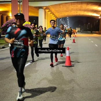 Runner Photo 6394771