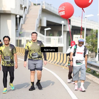 Runner Photo 6394775