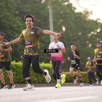 Runner Photo 6394817