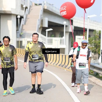 Runner Photo 6394825