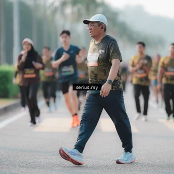 Runner Photo 6394835