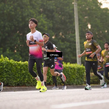 Runner Photo 6394861