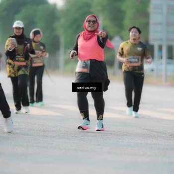 Runner Photo 6394915