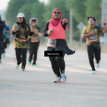 Runner Photo 6394920