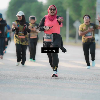 Runner Photo 6394921