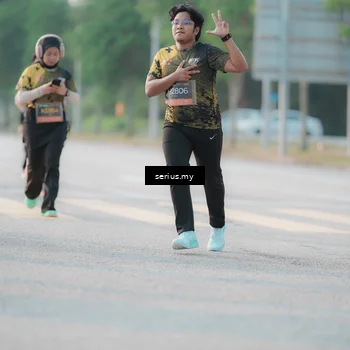 Runner Photo 6394940