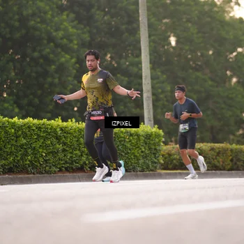 Runner Photo 6394973