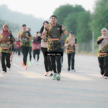Runner Photo 6395013