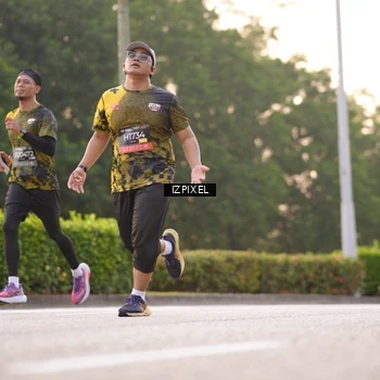 Runner Photo 6395018