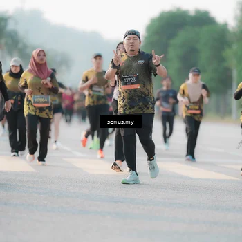 Runner Photo 6395044