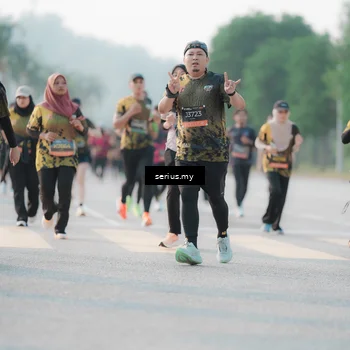 Runner Photo 6395047