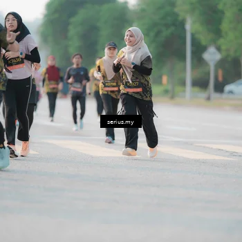 Runner Photo 6395053