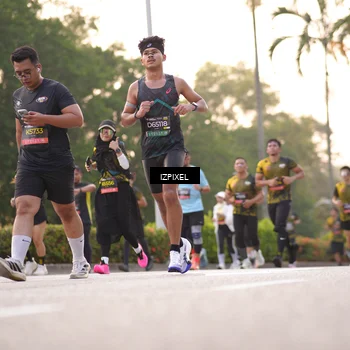 Runner Photo 6395100