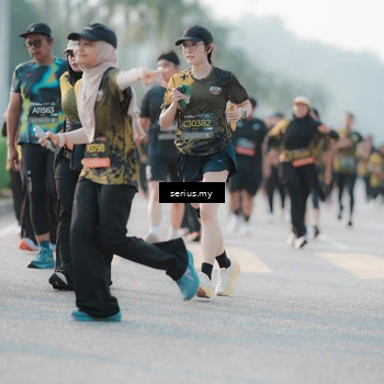 Runner Photo 6395155