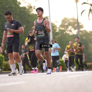Runner Photo 6395180