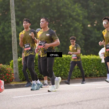 Runner Photo 6395206