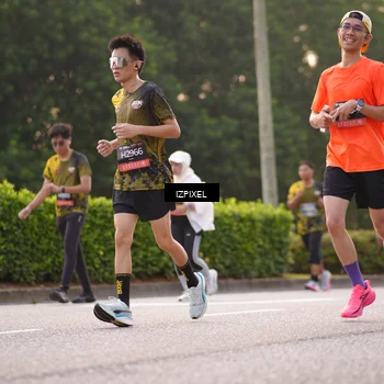 Runner Photo 6395210