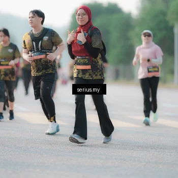 Runner Photo 6395242