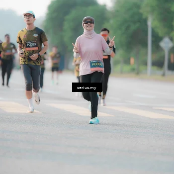 Runner Photo 6395263