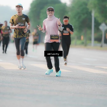 Runner Photo 6395270