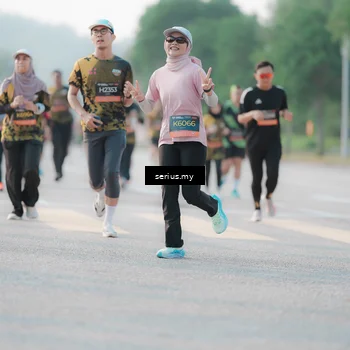 Runner Photo 6395282