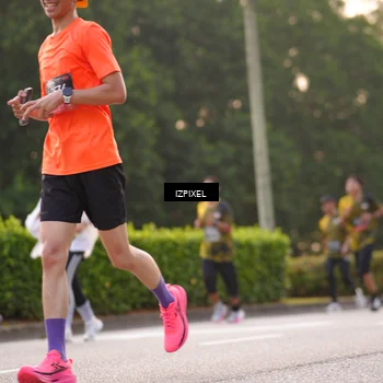 Runner Photo 6395298