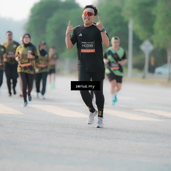 Runner Photo 6395309