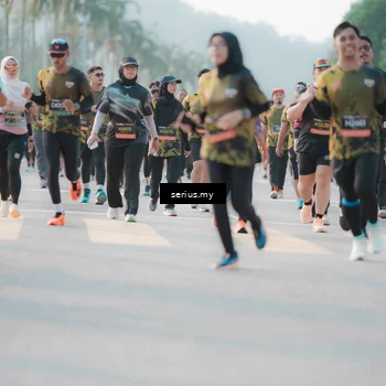 Runner Photo 6395325