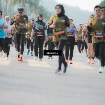 Runner Photo 6395345