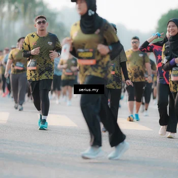 Runner Photo 6395411