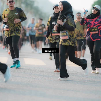 Runner Photo 6395421