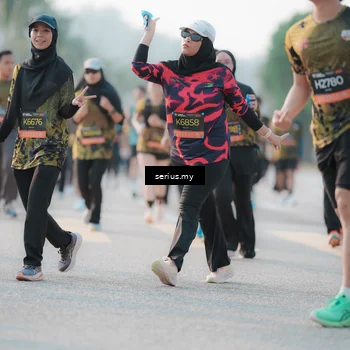 Runner Photo 6395442