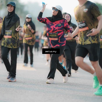 Runner Photo 6395449