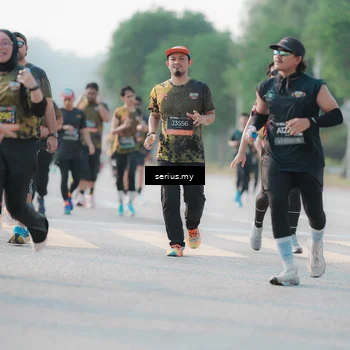 Runner Photo 6395461