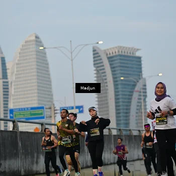 Runner Photo 6395477