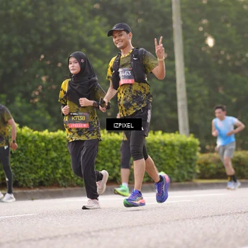 Runner Photo 6395498