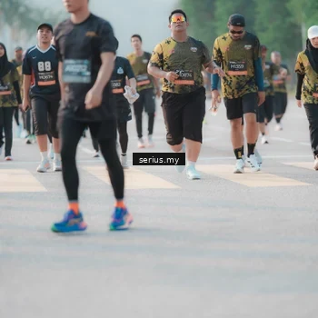 Runner Photo 6395530