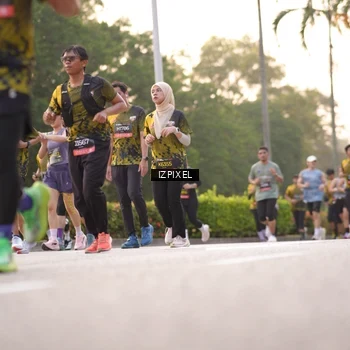 Runner Photo 6395556