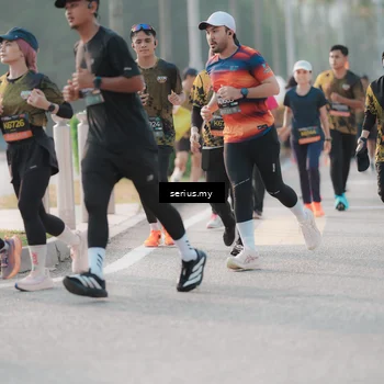Runner Photo 6395662