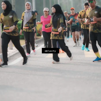 Runner Photo 6395673