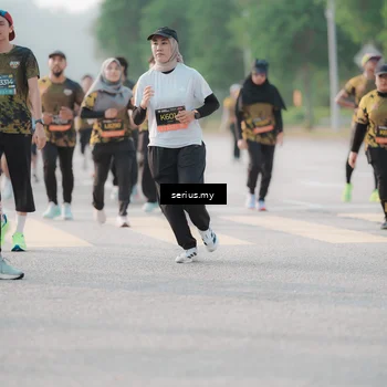 Runner Photo 6395682