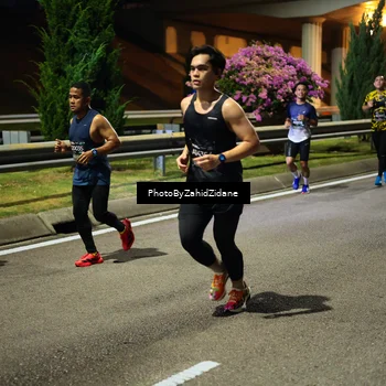 Runner Photo 6395725