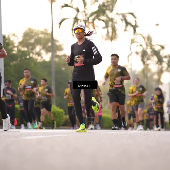 Runner Photo 6395758