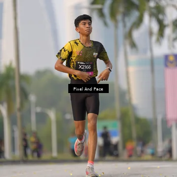 Runner Photo 6395817
