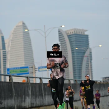 Runner Photo 6395838
