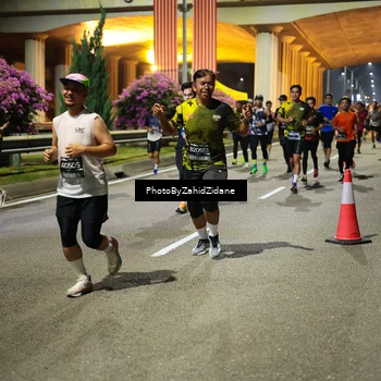 Runner Photo 6395852