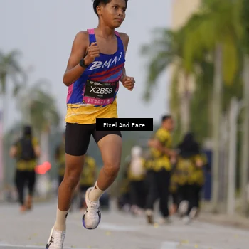 Runner Photo 6395868