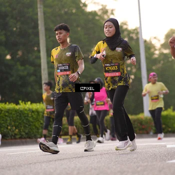 Runner Photo 6395882