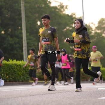 Runner Photo 6395888